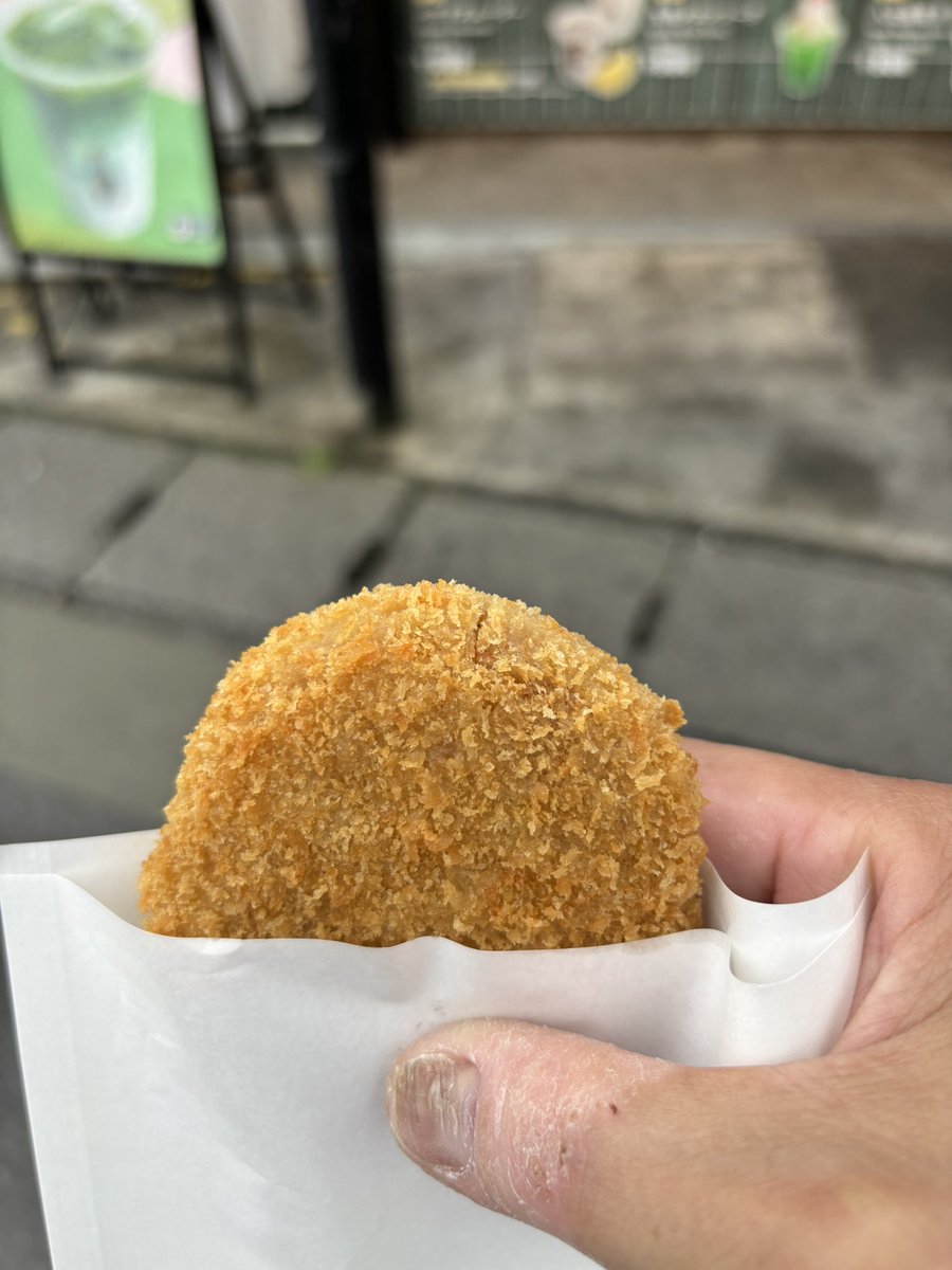 369Billy's tweet photo. 金賞コロッケ、めっちゃおいしい😋 https://t.co/fO49QT1Uqz