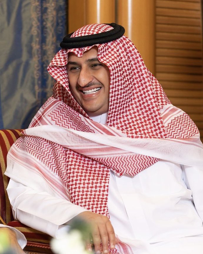 MnbrAlhilal's tweet photo. 🚨🚨🚨🚨🚨🎙️ الأمير أحمد بن سلطان:

أنت لك الشرف أن تكون تكون شرف عضو في الهلال، وليس للهلال الشرف أن تكون عضو فيه💙 https://t.co/ldAo7jpDAi