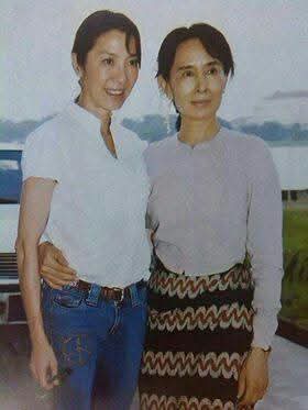 htartha76128693's tweet photo. ခံယူချက်တွေမတူရင်နေပါစေ
လူမှန်ရင် ကိုယ်ချင်းစာတရားတော့ရှိပေး😔
🌹81 🌹
#ဒေါ်အောင်ဆန်းစုကြည်
#foryoupage
#June19th
#AungSanSuuKyi
#FreeAungSanSuuKyi
#crdphoto https://t.co/vriQ0BcuIA