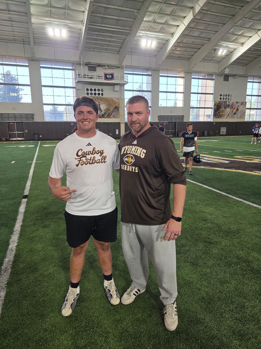 timwaters77's tweet photo. Amazing camp @wyo_football thank you to all the coaches and staff for having me out and coaching me up. @CoachTripodi @CoachBHen @JaySawvel https://t.co/agLojR2GNJ