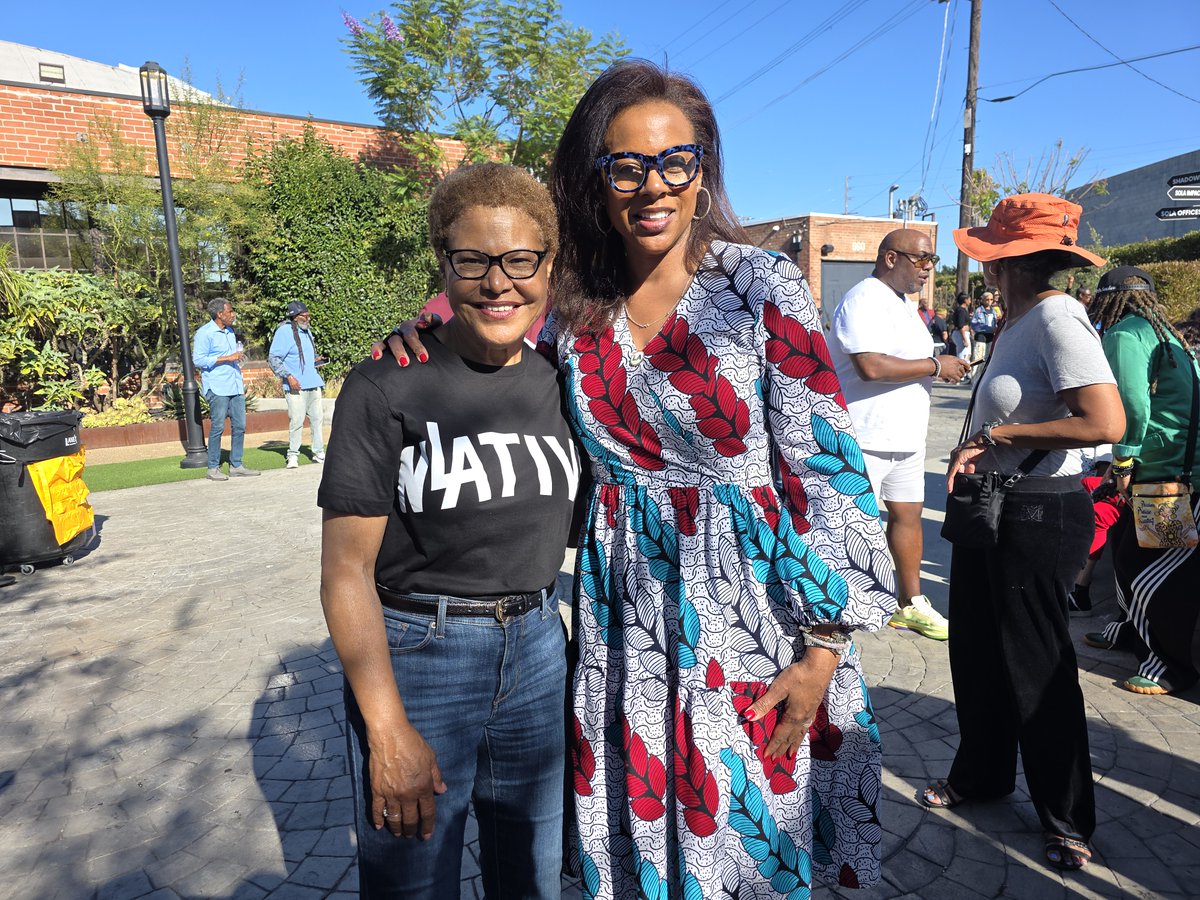 lacivilrights's tweet photo. Happy Juneteenth! Our Executive Director Capri Maddox was proud to represent the LA Civil Rights Department at KBLA’s Juneteenth celebration. Today was a celebration of resilience, empowerment and Black joy! ​Share with us below how you are celebrating Juneteenth today! https://t.co/7G7nwNikkL