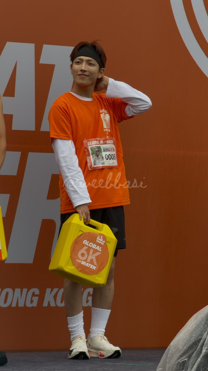 weebbasi's tweet photo. So thankful and happy to meet all ATINY today! ⭐️
Thank you Hongjoong for making me challenge myself and run my first marathon! 🖤
고마워요 ( ᴗ̤ .̮ ᴗ̤ )₎₎🧡
#ATEEZ #에이티즈
#HONGJOONG #홍중
#WorldVision #Global6k https://t.co/xJgwvTgrsy