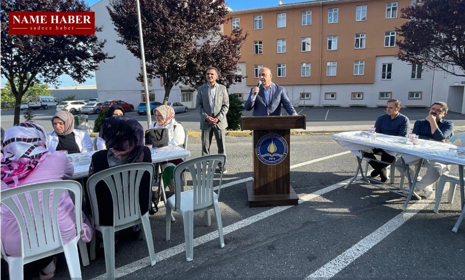 namehabercom's tweet photo. Bayrampaşa Kaymakamı Abdullah Çiftçi, Bayrampaşa İlçe Milli Eğitim Müdürü Mustafa Sayın için Düzenlenen Anma Programına Katıldı

https://t.co/bujSKg7anM

@RTErdogan @tcbestepe @Akparti @iletisim @Yusuf__Tekin @tcmeb @gul_davut @TC_istanbul @abdullahciftci7 @TC_Bayrampasa https://t.co/qGV5R1QsUc