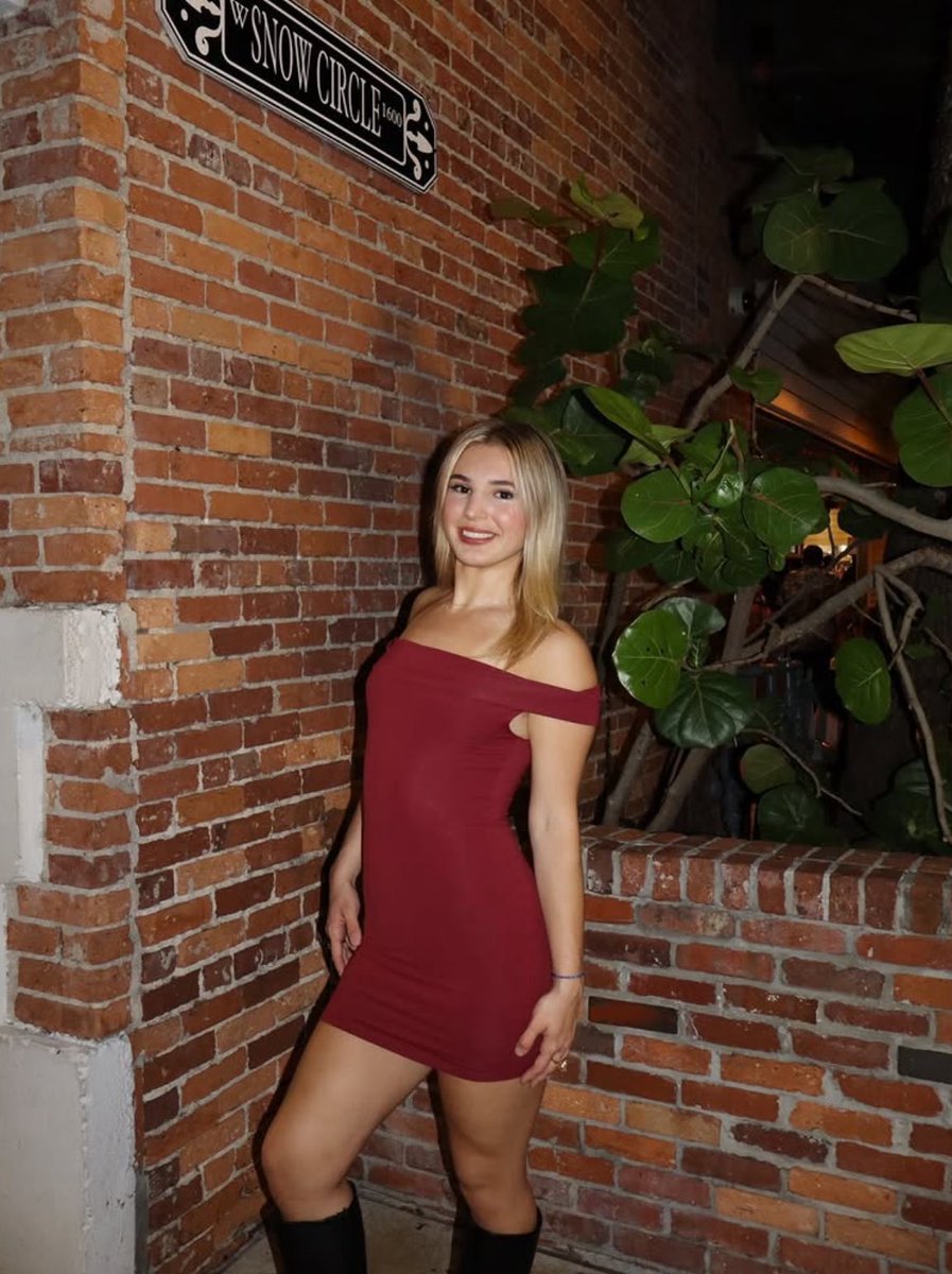 James72228's tweet photo. Any bulls wanna compare? If ur bigger take my irls from me for you to own and bully me. Save them pics. Make me obedient. Be mean to me! Dm me 

0556494698f661b1ad45653c5a0e25043523c6de815c5d63b6daeb6efaf5f60411
#cockcompare #cuckold #wankchat #sizebet #feargasm https://t.co/ymx3WhDtz4