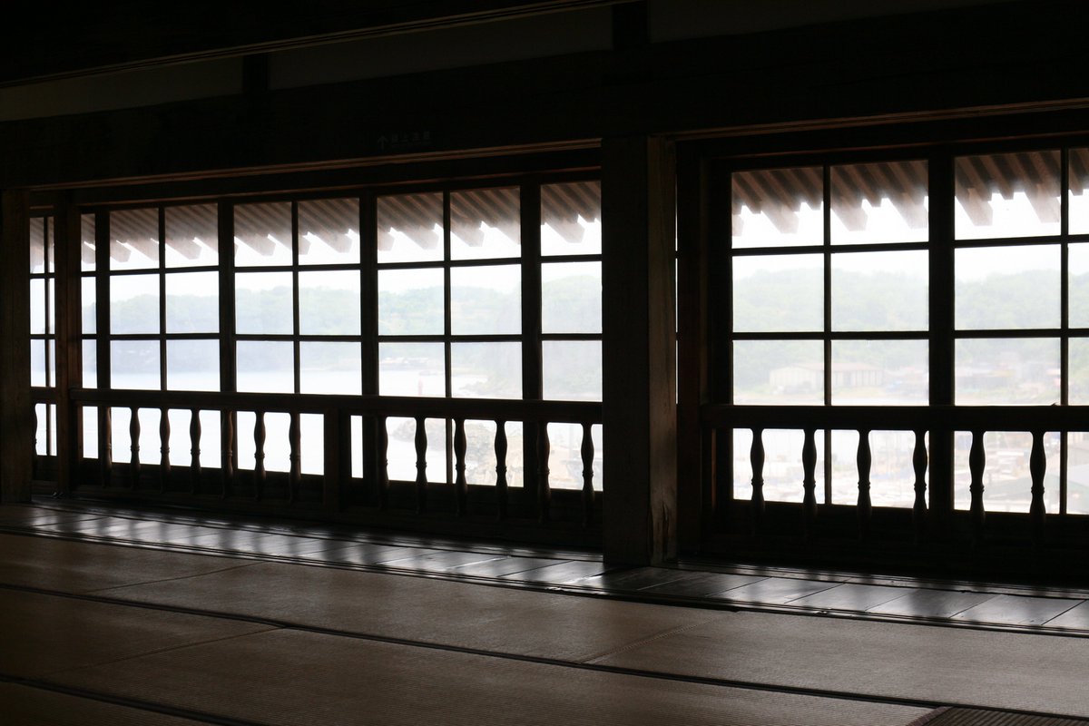shokunincomes's tweet photo. [Las casas del arenque y el Soran Bushi]

Recientemente, visité la Mansión del arenque de Otaru (Otaru-shi Nishin Goten), un edificio histórico que preserva la gloria pasada de los maestros pescadores (amimoto).
https://t.co/4jLRCQLb3t https://t.co/i0gLStg1uC