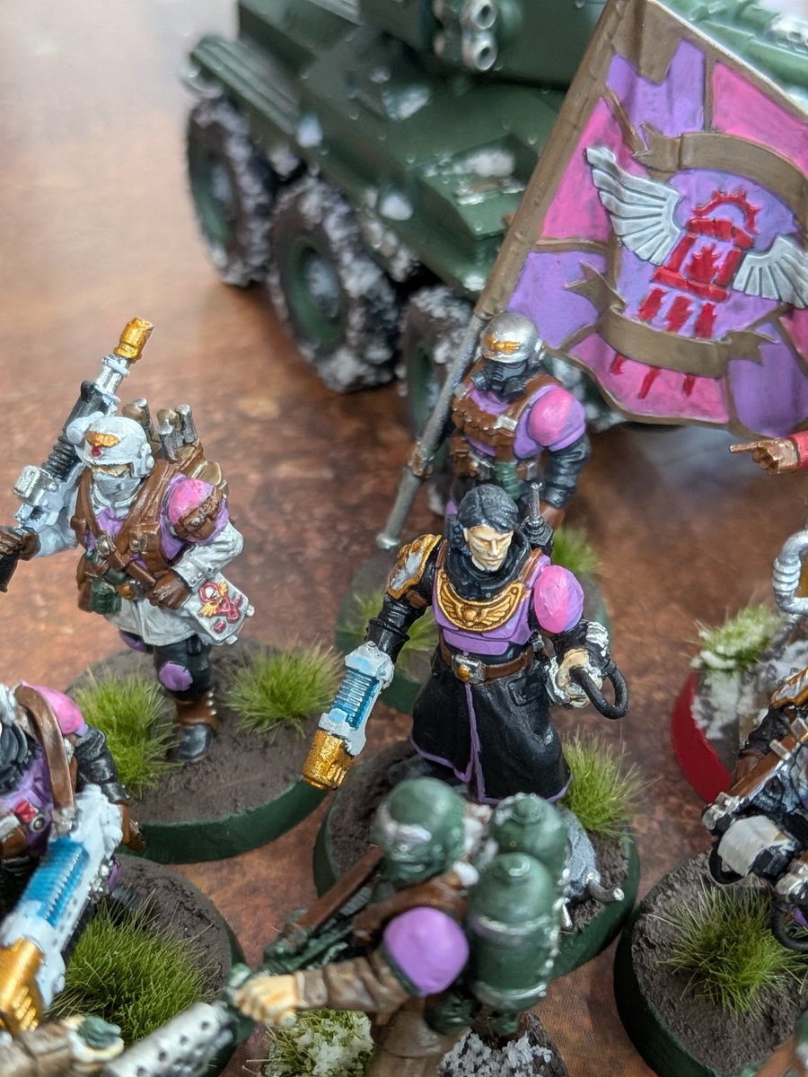 WarhammerYKSK's tweet photo. 横須賀のコミュニティでは、第11版のリリースを最高の形で祝うべく、実際にプレイしています。ぜひ遊びに来てください！

The community out here in Yokosuka is celebrating the release of 11th edition in the best way they can, by playing it. Come stop by! https://t.co/GRcPGPgB50