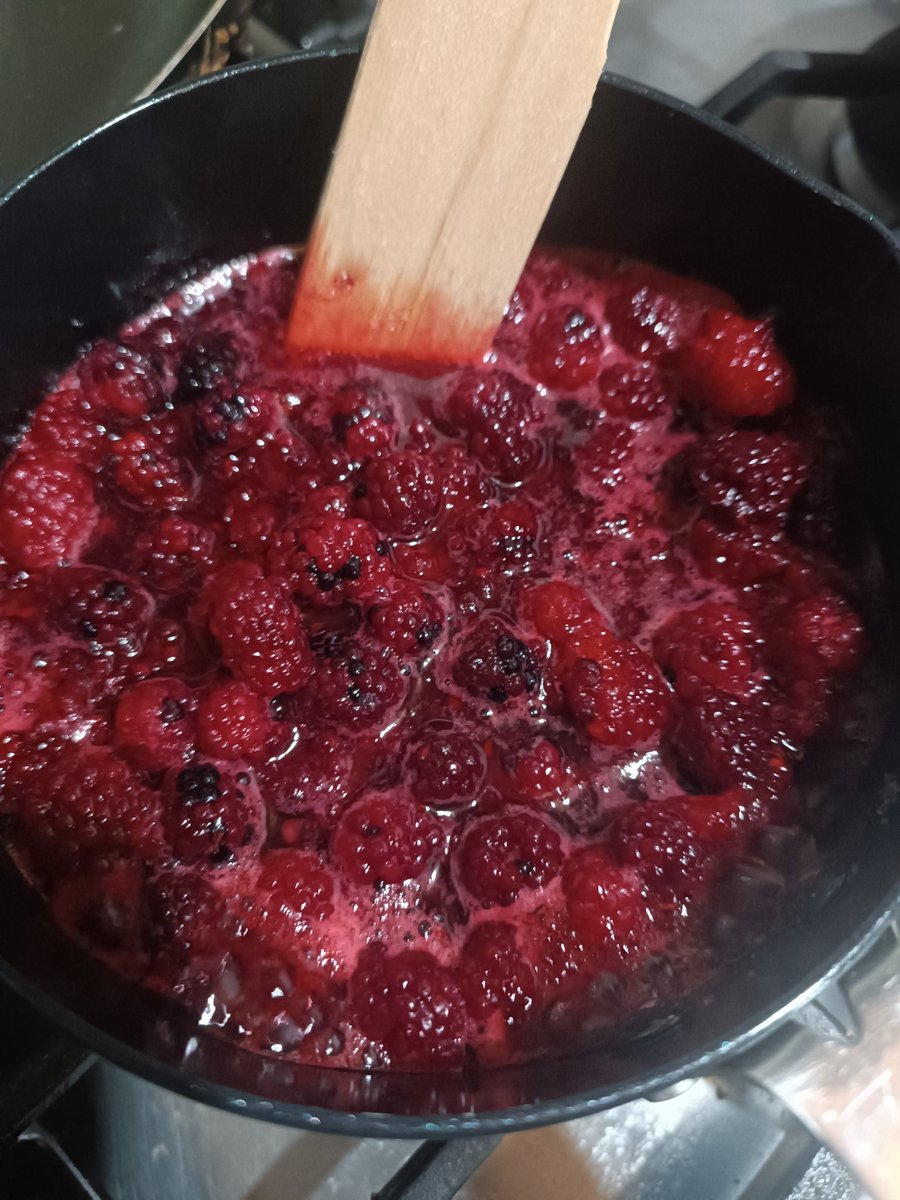 SamAmperez's tweet photo. El nuevo vicio serán los helados saludables para el niño 🫶🏽🥰 https://t.co/ZE8r42gNVr