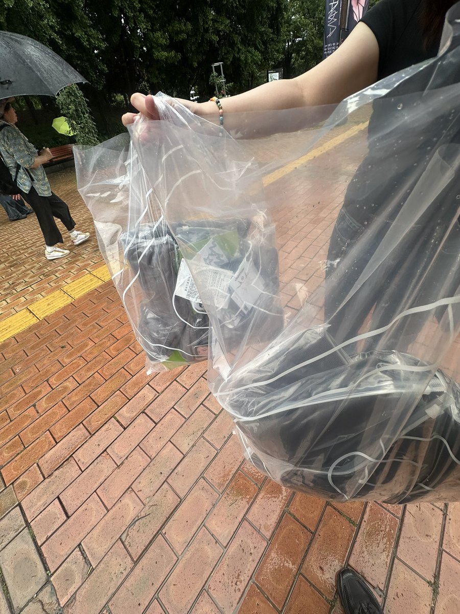 mmmoody_'s tweet photo. Goods secured tyl 😭 https://t.co/pOOJeOMkF0