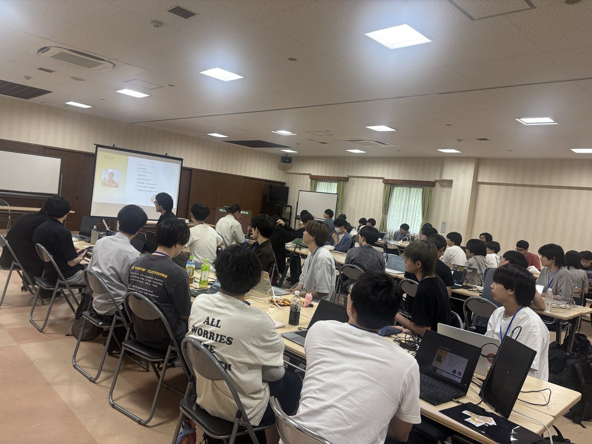 PLAYinc_pr's tweet photo. ＼#ハックツハッカソン にPLAY も参加中！／
本イベントにはゴールドスポンサーとして協賛させていただいています🙌 🚩

学生の皆さんはコーディングに全力集中…👀⚙️
明日の発表を楽しみにしています！ https://t.co/UC96Xh5MIf