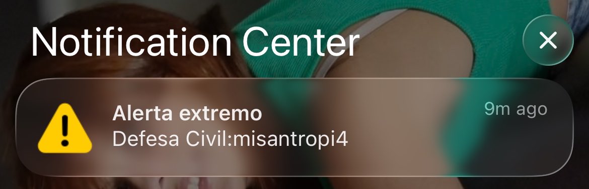 Ja_ci's tweet photo. quase infartei e ainda demorei pra processar a info (?????) https://t.co/E81YpANXj4