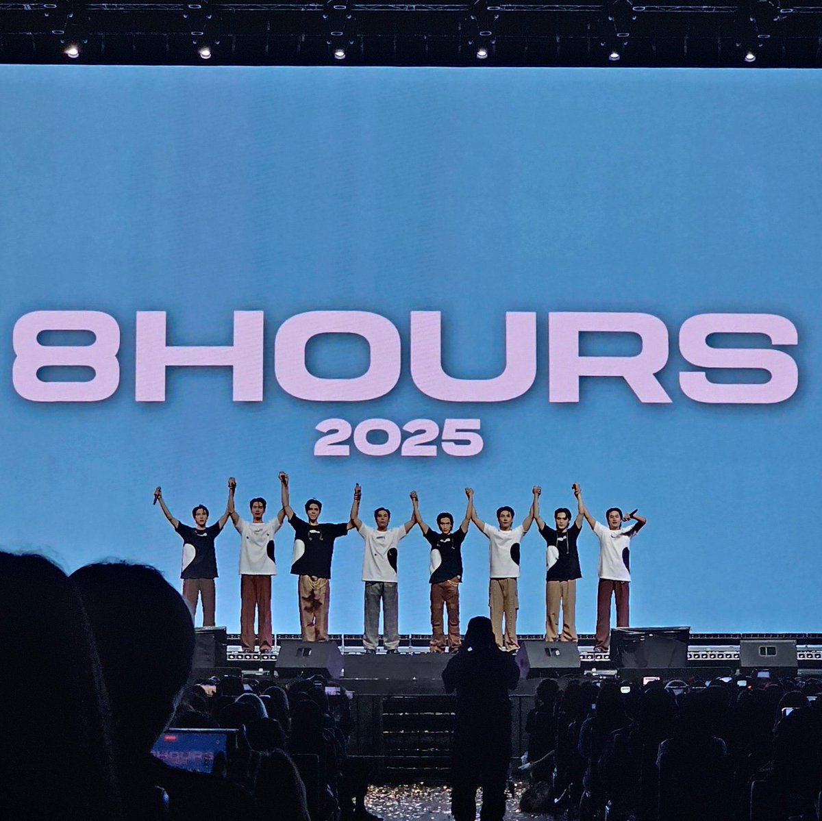 iibabymoon's tweet photo. ประสบการณ์โดนหลอกอันดับที่ 72 

- ประกาศ 2024
- นาว กลางปี 2026 ยังไม่มีการอัพเดต
- น้องบางคนที่ยืนอยู่ในรูปออกจากค่ายกันแล้ว https://t.co/PEuGoEb2mL