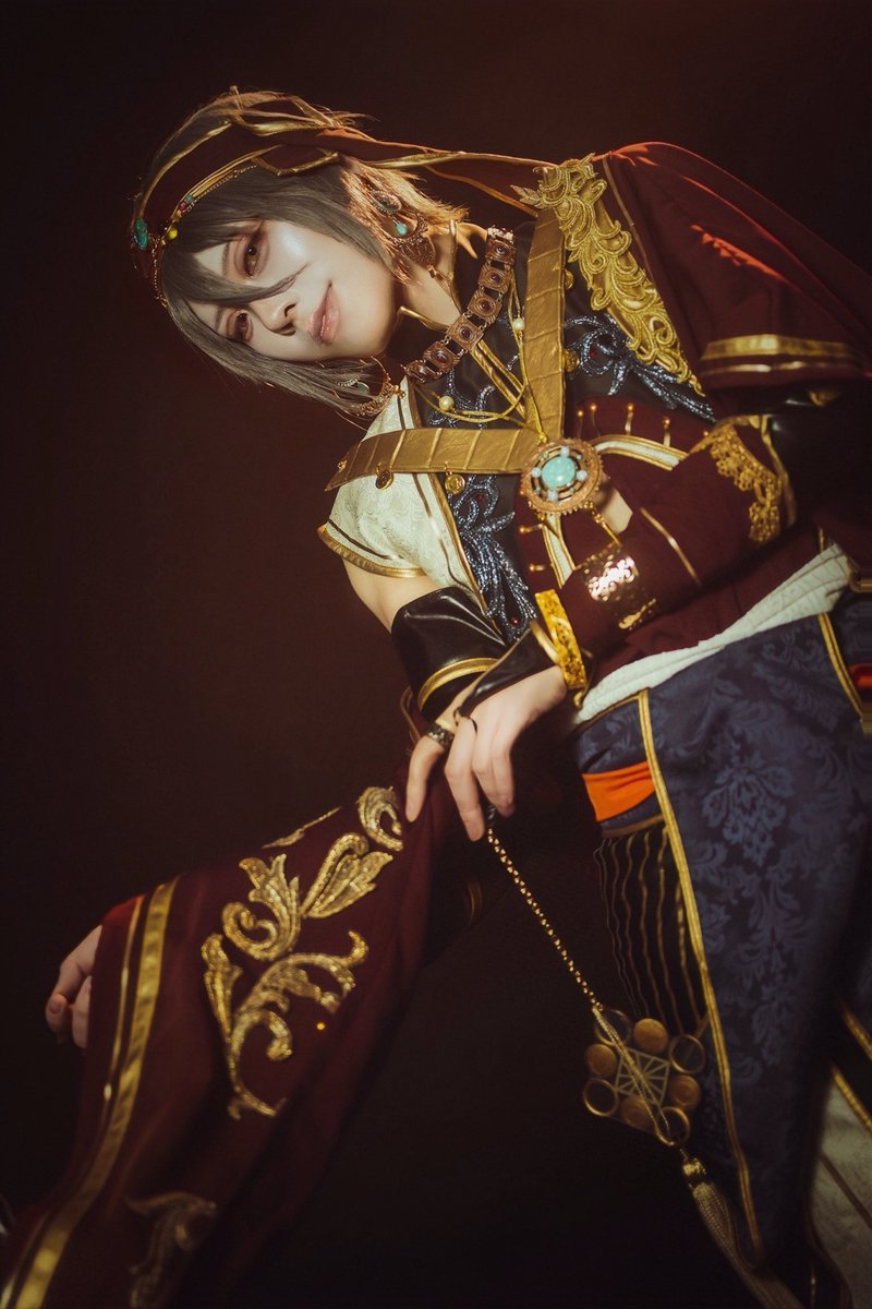 kazuya0216's tweet photo. 熱砂のオアシスに勇者の歌を

⟡.· ┈⟡.· ┈⟡.· ┈⟡.· ┈⟡.· ┈⟡.· 
Owen 
📷@mrcr_ninjin 

#まほやく_cos https://t.co/aX2nIhbjp6