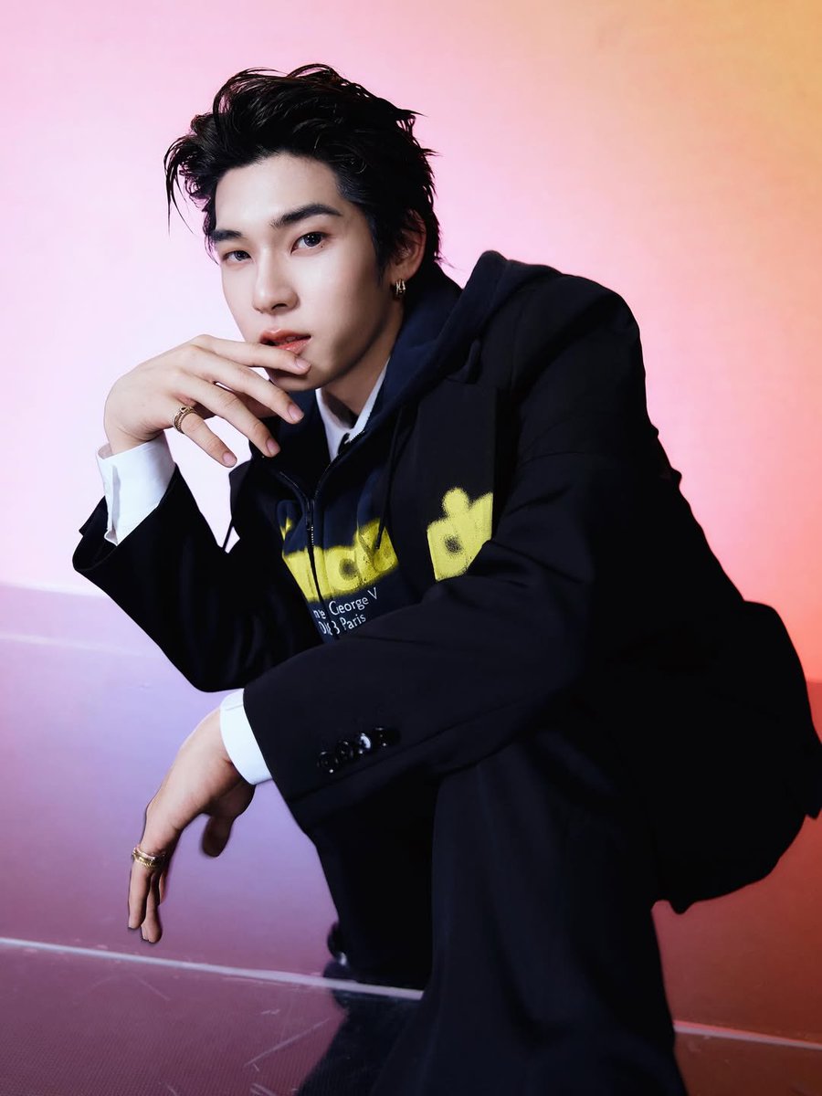 CRUSHONTEETEE's tweet photo. 🗓️ : 20.06.2026
IG Update : twnpich 

🖤⚪️🏙️ #balenciaga

🔗 https://t.co/T5Ml34fHpb
— ฝากพี่ ๆ หม่ามี้เข้าไปบูส ๆ หน่อยน้าาาา แบรนด์ใหญ่ชูสน้องดารามากกก🙏🏻✨️

#twnpich https://t.co/tODwlonPtn