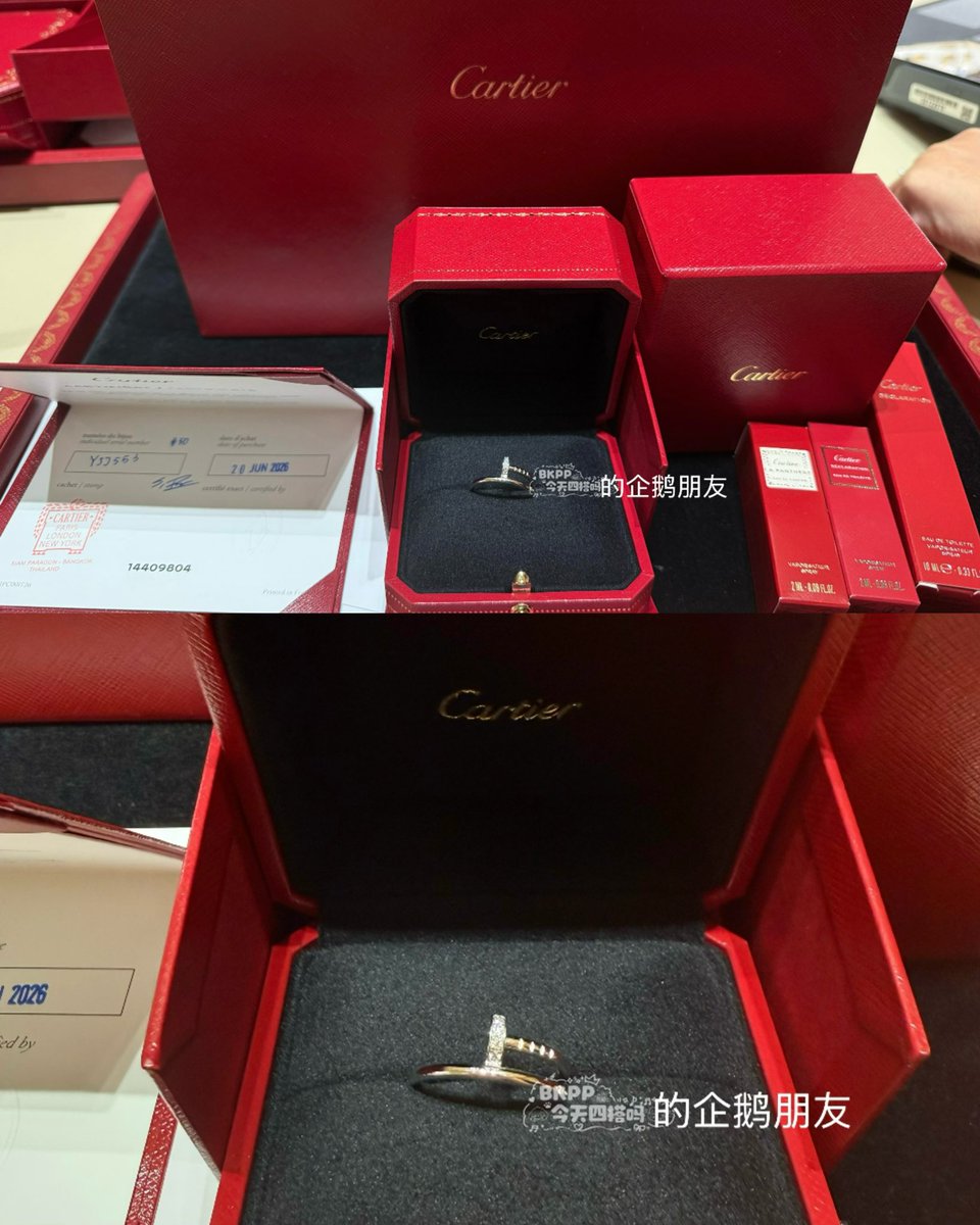 BKPP4THCOLLAB's tweet photo. I got PP’s Panthère de Cartier watch (non-diamond version) and a necklace🐆I also grabbed a Cartier Love nail ring for my friend～

Love PP and I’ll always support BKPP.❤️💙@ppkritt @PPKrit_Ent 

PP KRIT CARTIER BRAND AMBASSADOR
#CartierxPPKRIT
#Cartier #CartierThailand
#PPKritt https://t.co/exMDjBOJAk