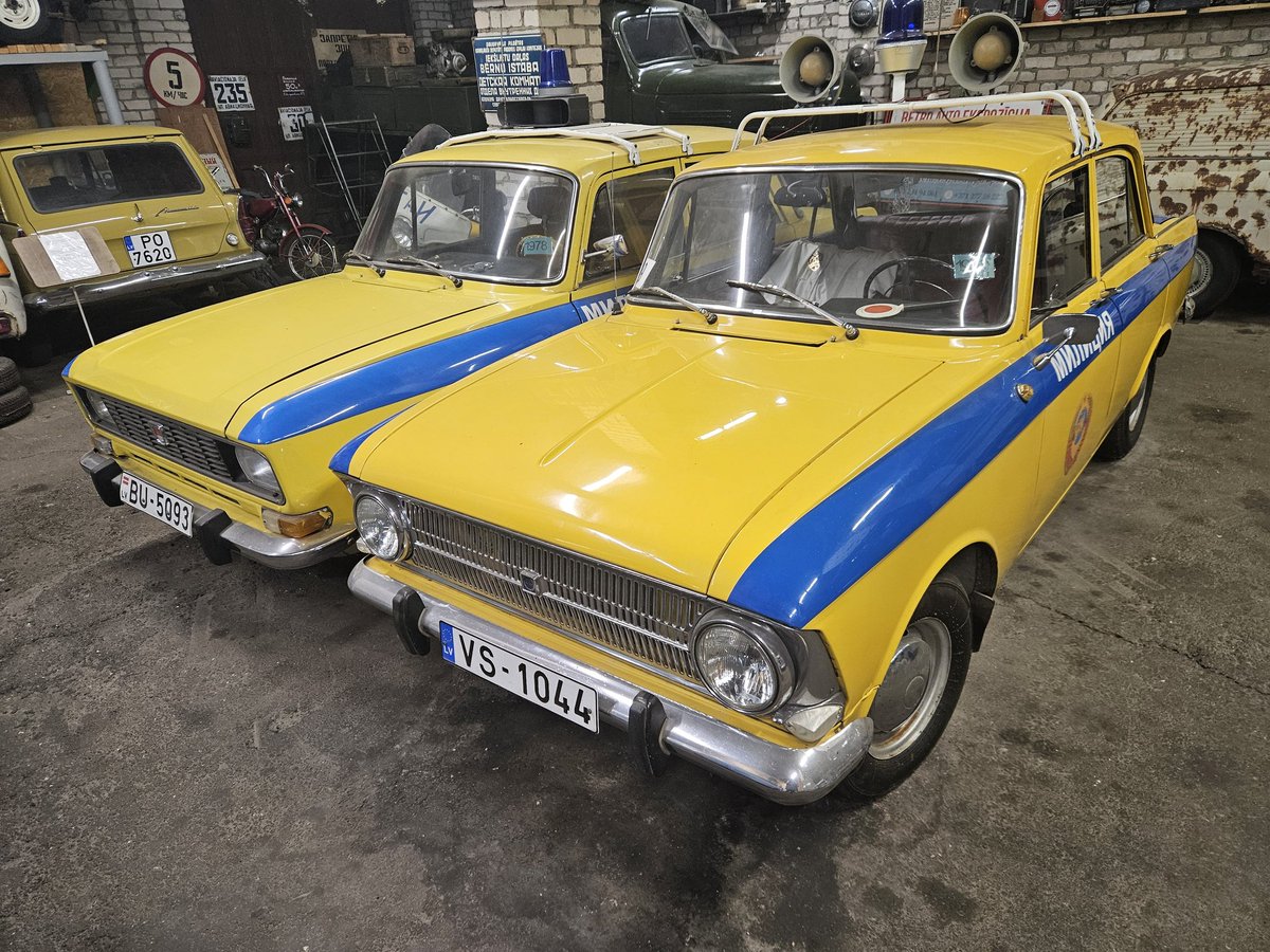 fugas85's tweet photo. #RetroGarazD #музей #Даугавпилс #Daugavpils
Уникальная частная коллекция ретро автомобилей москвичь и советской атрибутики, расположенная в Даугавпилсе. https://t.co/8FA9cx2mnv