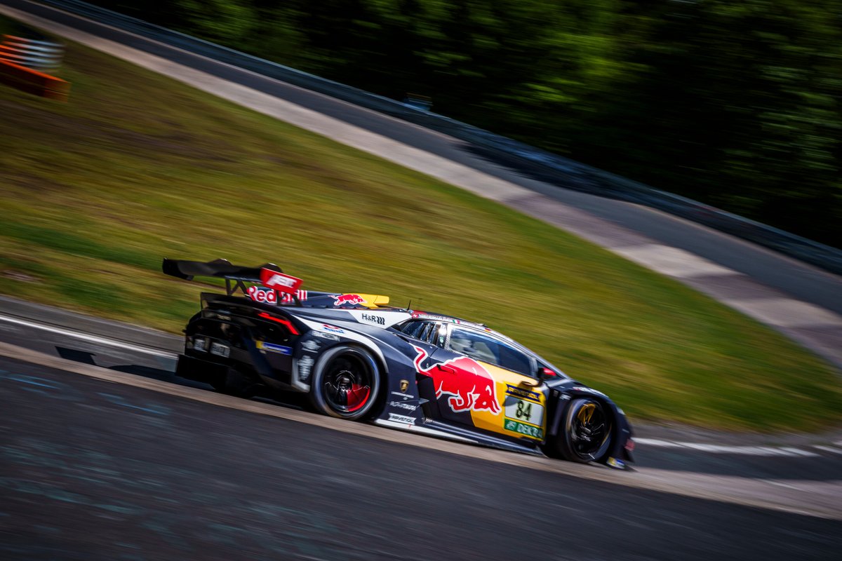 redbullmotorJP's tweet photo. レッドブルカラーのF1もカッコいいけど🪽
GTのマシンもカッコいい🔥🔥
みんなの好きなレッドブルカラーのマシンもコメントで教えて👀✨💬
#RedBull #翼をさずける https://t.co/EGv67pN553