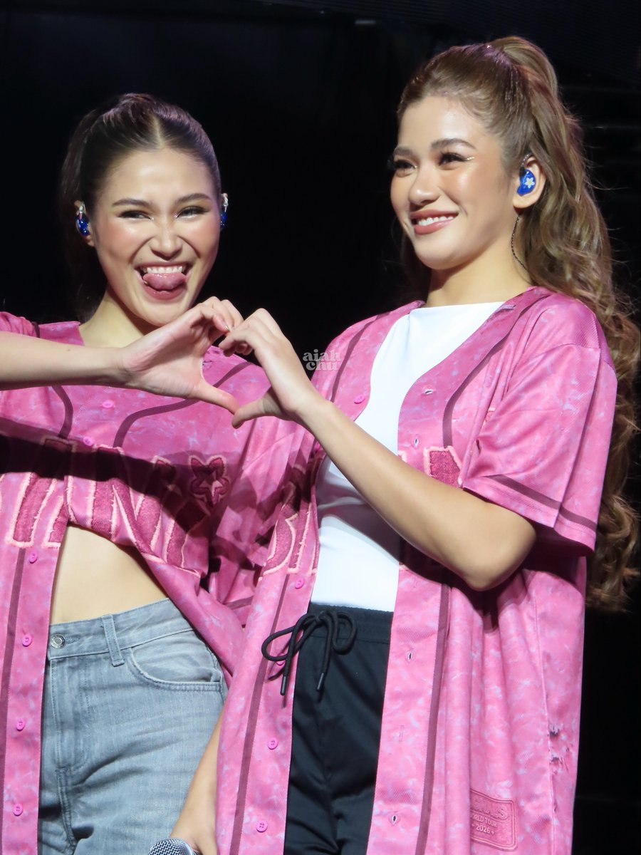 aiahchu's tweet photo. ang gara talaga ng jowaya ko 😭

BINI SIGNALS MOA KICKOFF
#BINI_SIGNALS_MANILAD1 #BINI_SIGNALS_WORLDTOUR_2026 https://t.co/mJNEYkd6eN