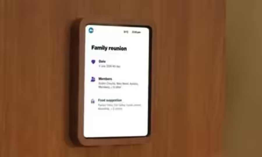 KhabarMirror's tweet photo. Jio is bringing AI home with Jio TeleFrame — a smart hub designed to connect and control multiple AI agents seamlessly under one roof.

#Jio #AI #JioTeleFrame #TechNews #SmartHome

https://t.co/Euxdn0jnTr https://t.co/nL4eSmdKaP