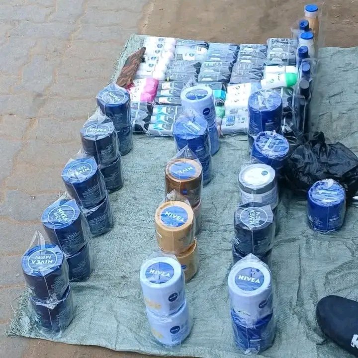 BaleMrMoreFire's tweet photo. What is your story about this Nivea scam 🤣🤣🤣 https://t.co/Trtqs9AtiI