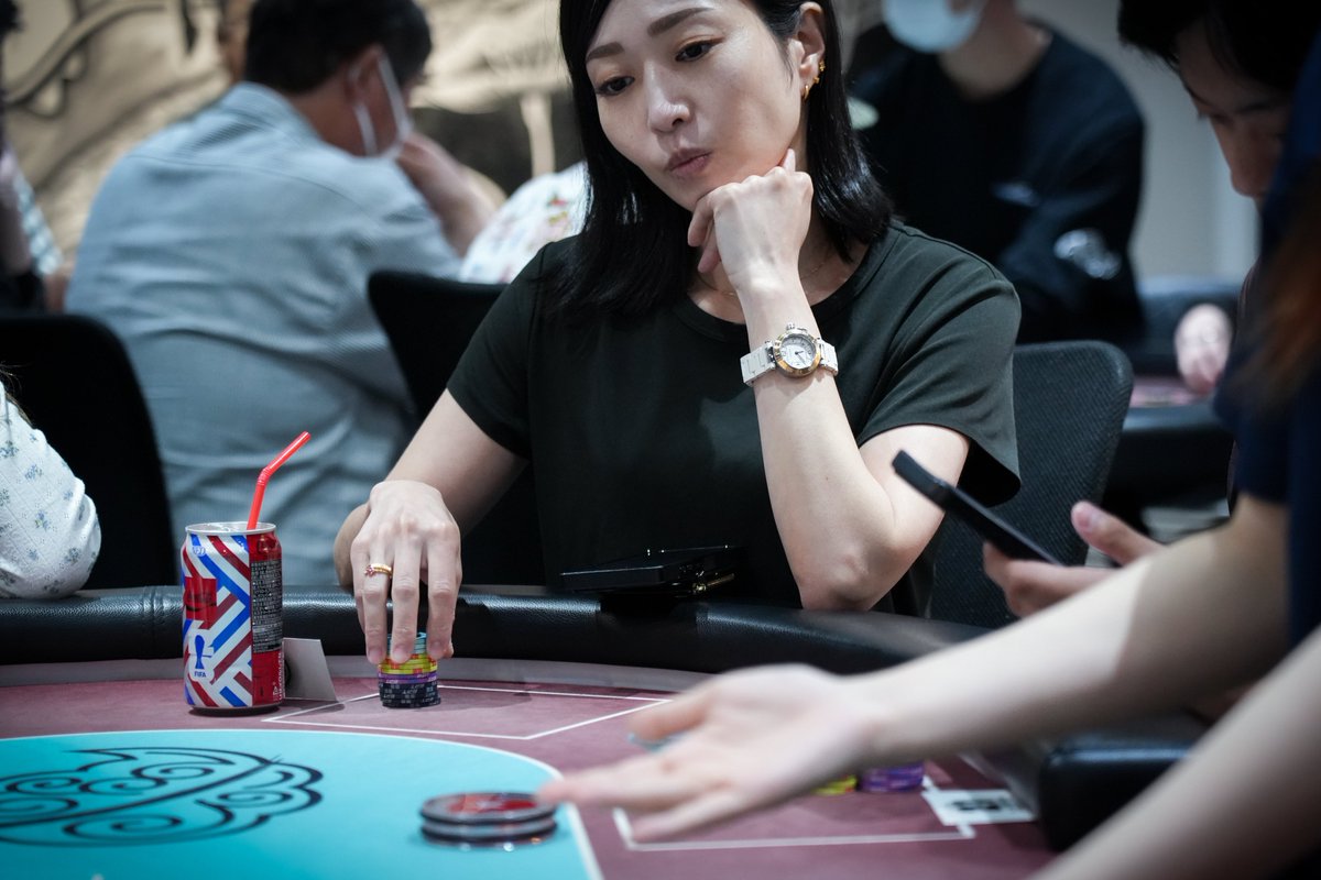 SHIPIT_Poker's tweet photo. ／
Late Break✅36名で進行中▶️
誰でも参加可能なオープントーナメント‼️
千歳“TENGIRI”にてSHIP IT開催中🎖️
＼ 

“CHITOSE OPEN”100エントリー突破🔥🔥🔥
沢山のご参加・ご協力ありがとうございます🌟

現在のチップリーダーは“YJ”さんです☠️
Chip Count : 276,300

📷Players Photo更新中
https://t.co/eiQs0moEeK

Level 10
Blinds 800 / 1,500 (1,500)  Avg. 84,167
Players 36 / 101

🎖️SHIP IT CHITOSE OPEN

📍Venue / Poker Room TENGIRI (@tengiri_poker)
  https://t.co/Uxatbd3xpP