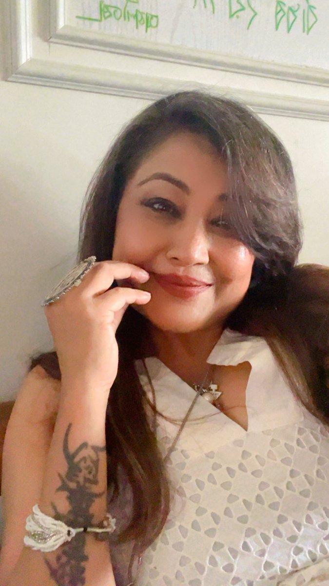 DrAkashitora's tweet photo. Saturday  mood..🌸🌿🥳 https://t.co/BSFZZEFCxU