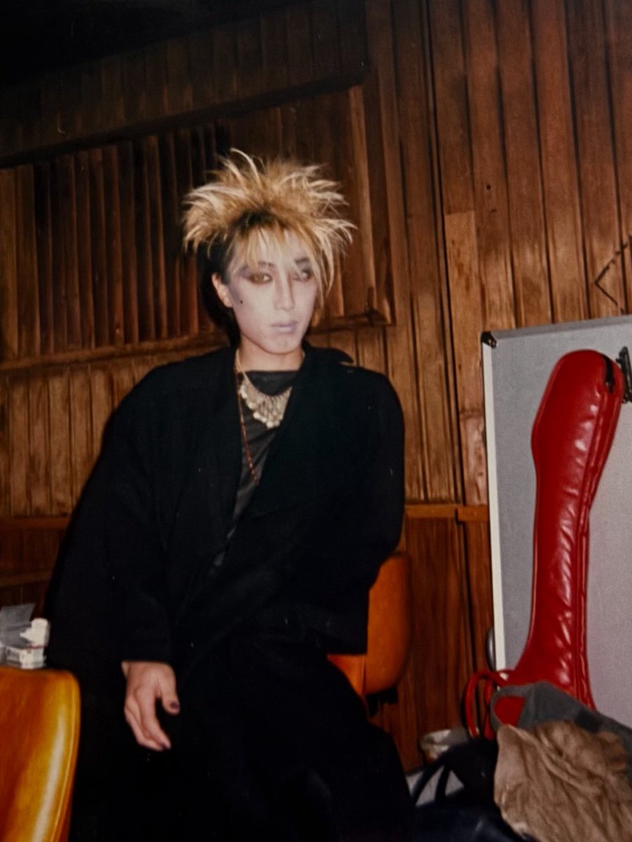 Yukino_official's tweet photo. 1985年にPHAIDIAとGaraが一緒に大阪へ行った時のこのチラシ…
EGG PLANTで演ったのはこの日だけだったかもしれないけど印象深いハコでした
ありがとうございました https://t.co/KutL7drWq9