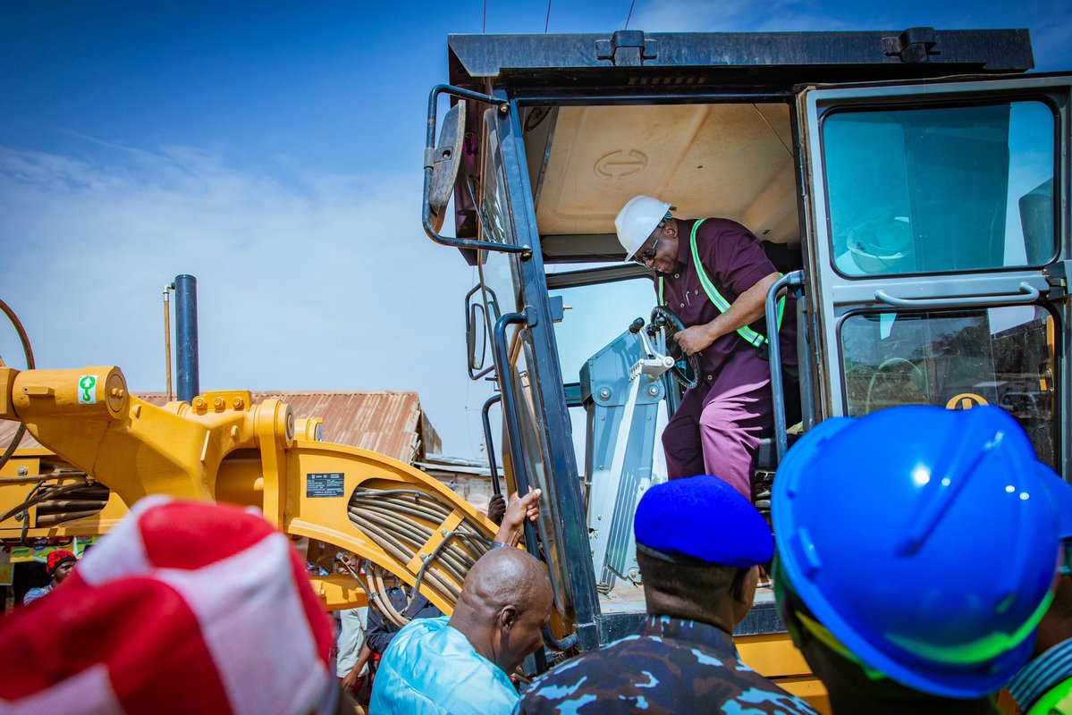 AishaMuhammad40's tweet photo. No amount of frustration or hypocrisy can hide the impact of Governor @CalebMutfwang His good works remain visible to the people Mutfwang 4+4 till 2031 and beyond. https://t.co/rEm07lnxlN