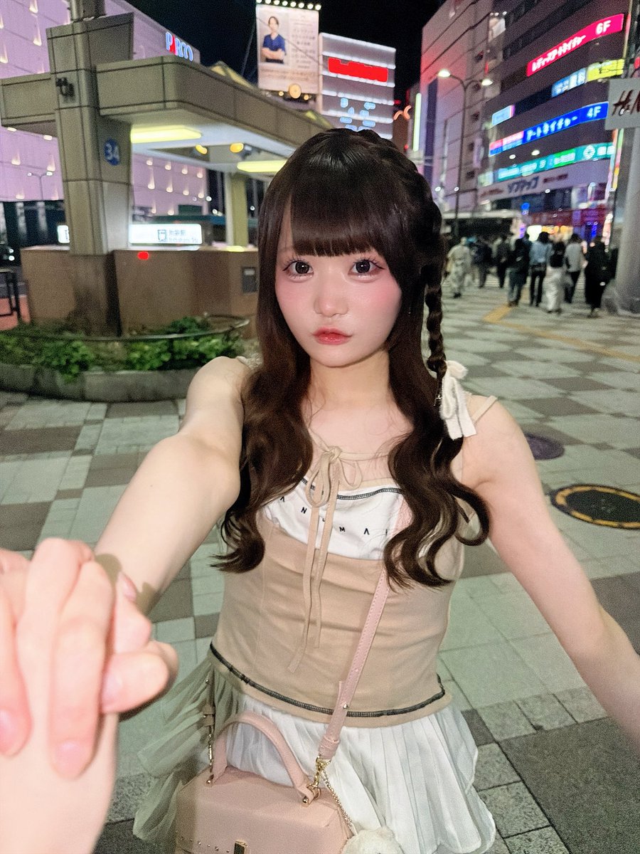 andcute_runa's tweet photo. えー！やだやだ！まだ帰りたくない！ https://t.co/I7obH13de3