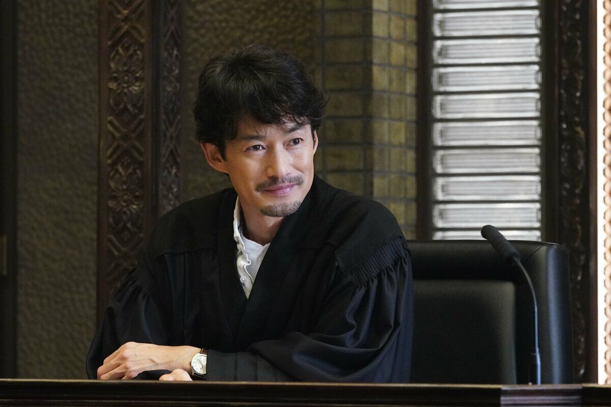 amordedos2's tweet photo. 竹野内豊、“眉ナシ顔＆腕にびっしりタトゥー“Netflix新ドラマでの激変姿が沸騰「こうも人相が変わるものなのか」

概要:Netflixの新たなドラマ『ガス人間』（7月2日配��／全8話）のティーザー予告、ティーザーアート、新キャストが5月13日解禁された。多くの豪華キャストが
https://t.co/7HbrFeHvSG https://t.co/oPWY2D1e7w