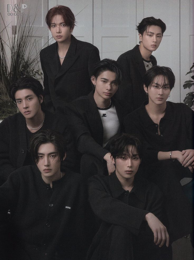 strwbry_w_choco's tweet photo. WHO IS STILL OT7 ???
WHO IS STILL HERE? PROTESTING ?

drop the tags and tell me you are still here !!
show me yourself!!
#SevEN_Forever
#Boycott_BELIFT_Lab_HYBE https://t.co/j3VMkPM4jd