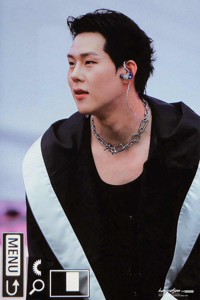 Hoxication1006's tweet photo. 260620 #몬스타엑스 #MONSTA_X #주헌 #JOOHONEY https://t.co/RGc0ZfdXjF