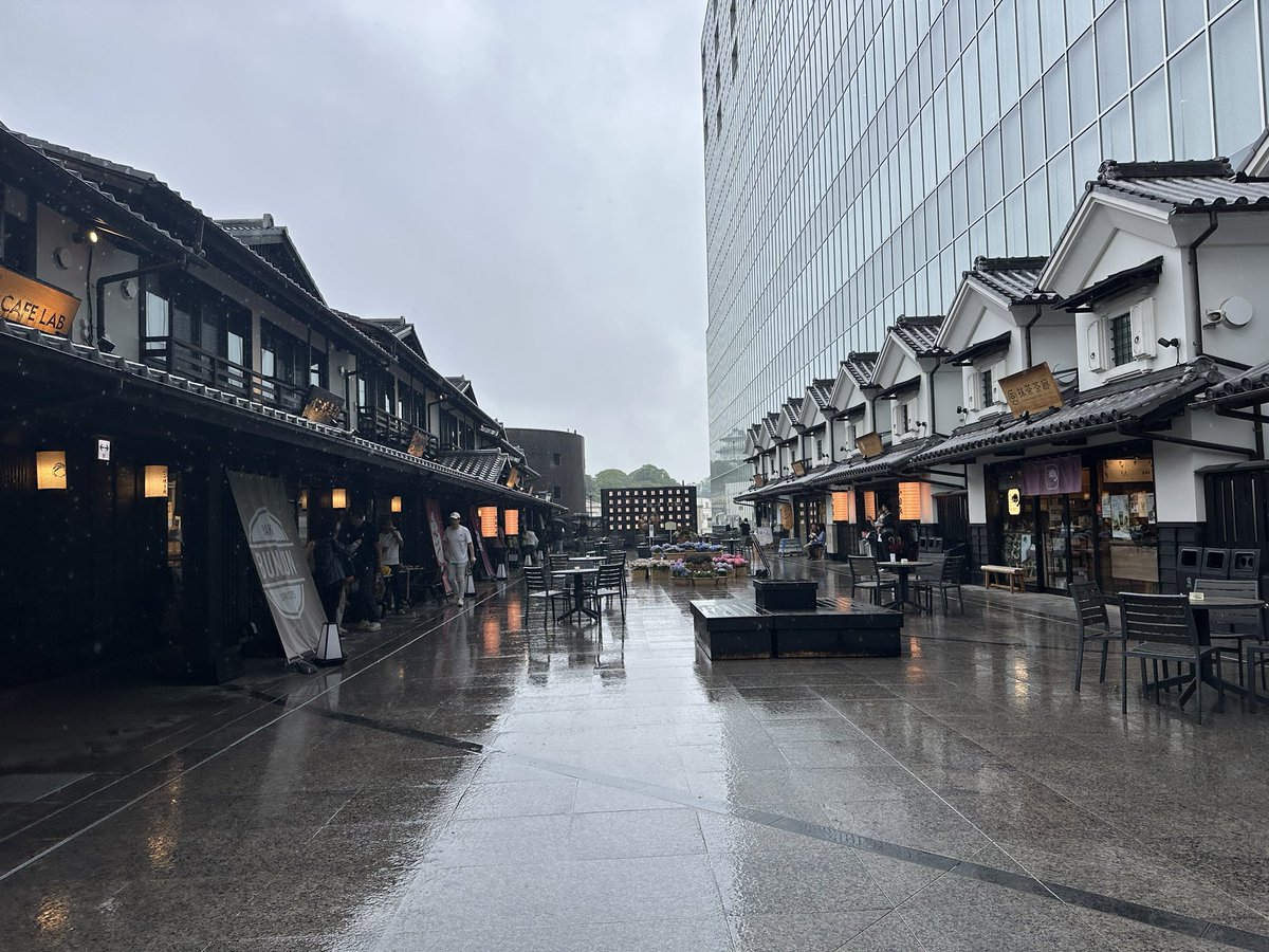 fe2fenii's tweet photo. 制限時間1時間でも観光を楽しもうという気概 https://t.co/s6YnqTqWzt