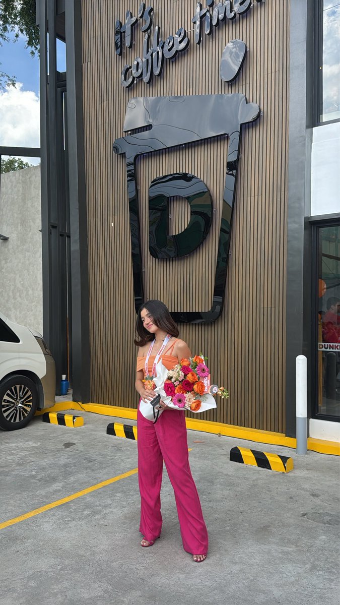 donbellehome's tweet photo. Hello pretty #BelleMariano 🧡🩷 https://t.co/b0emdszpw6