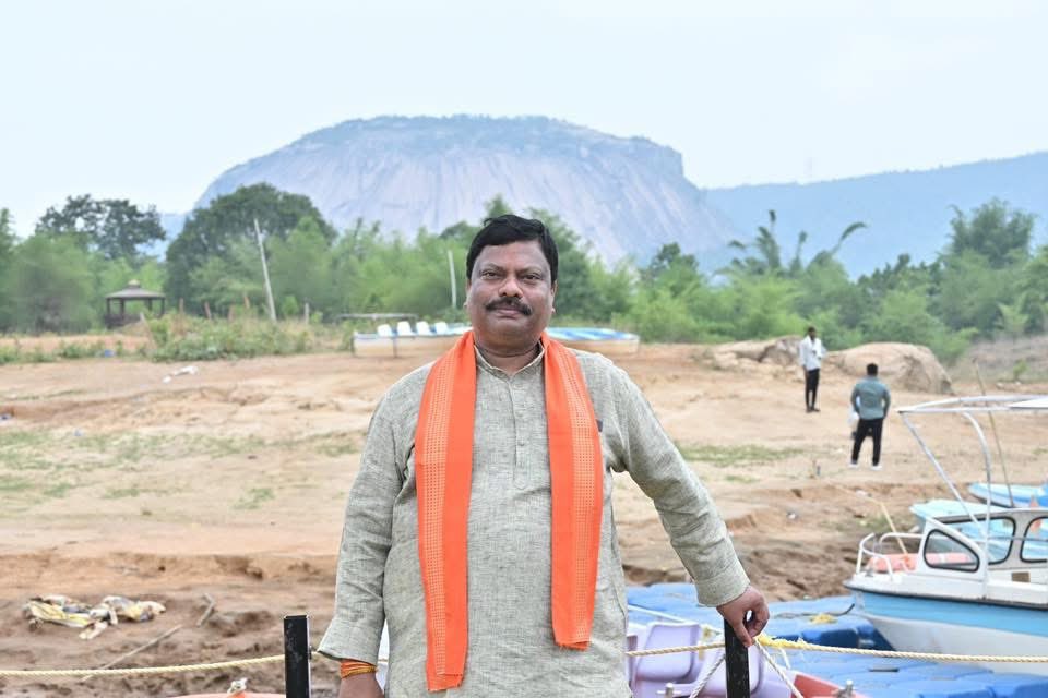 Vikas Markam tweet media