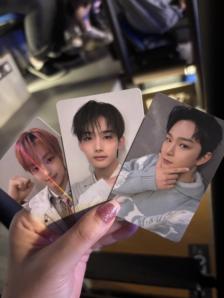 BtMk38's tweet photo. MIXPOP &amp;TEAM
換卡

我有 閃卡EJ 普卡JO
要換 同款NICO
我在2B區 https://t.co/cW3j7vD0FR