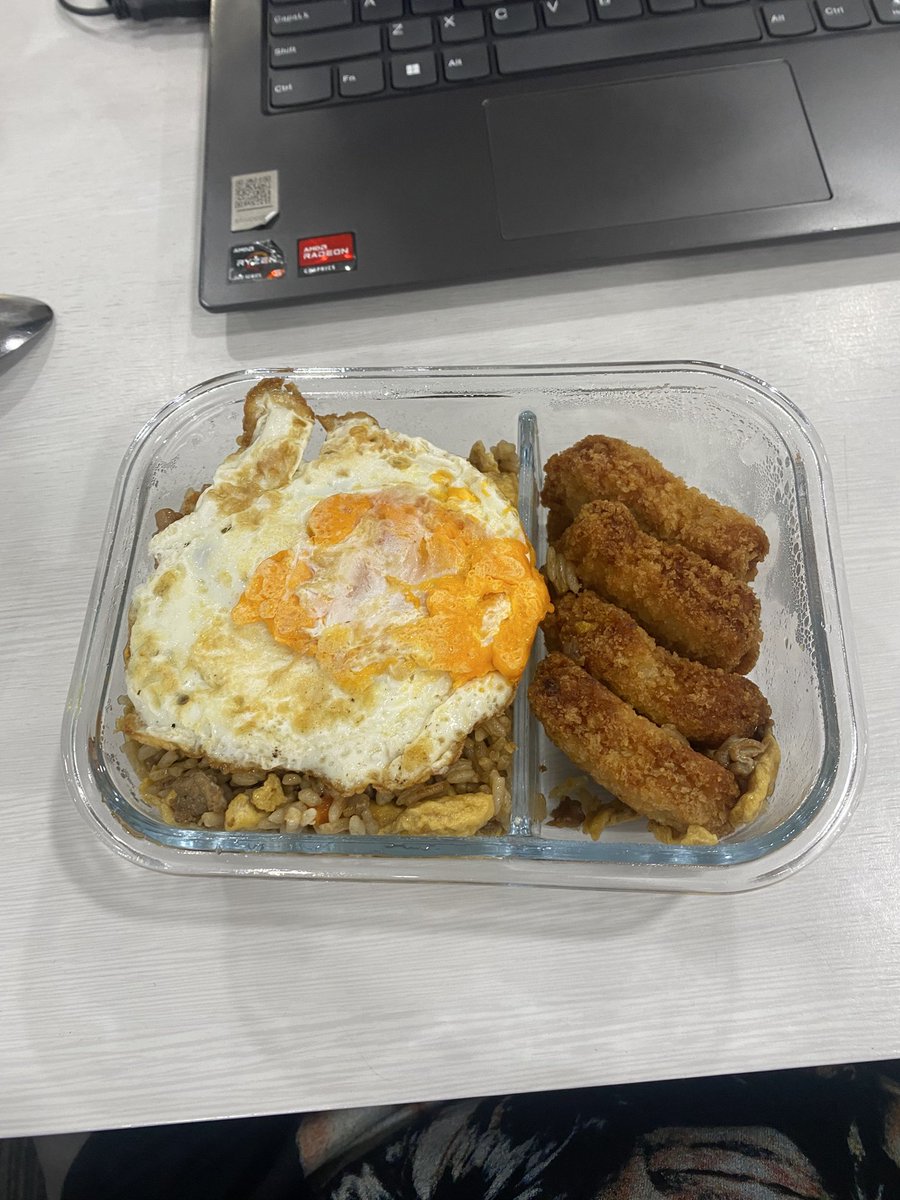badutlangka's tweet photo. mbg masakan bini gueh https://t.co/odHo6E5s02