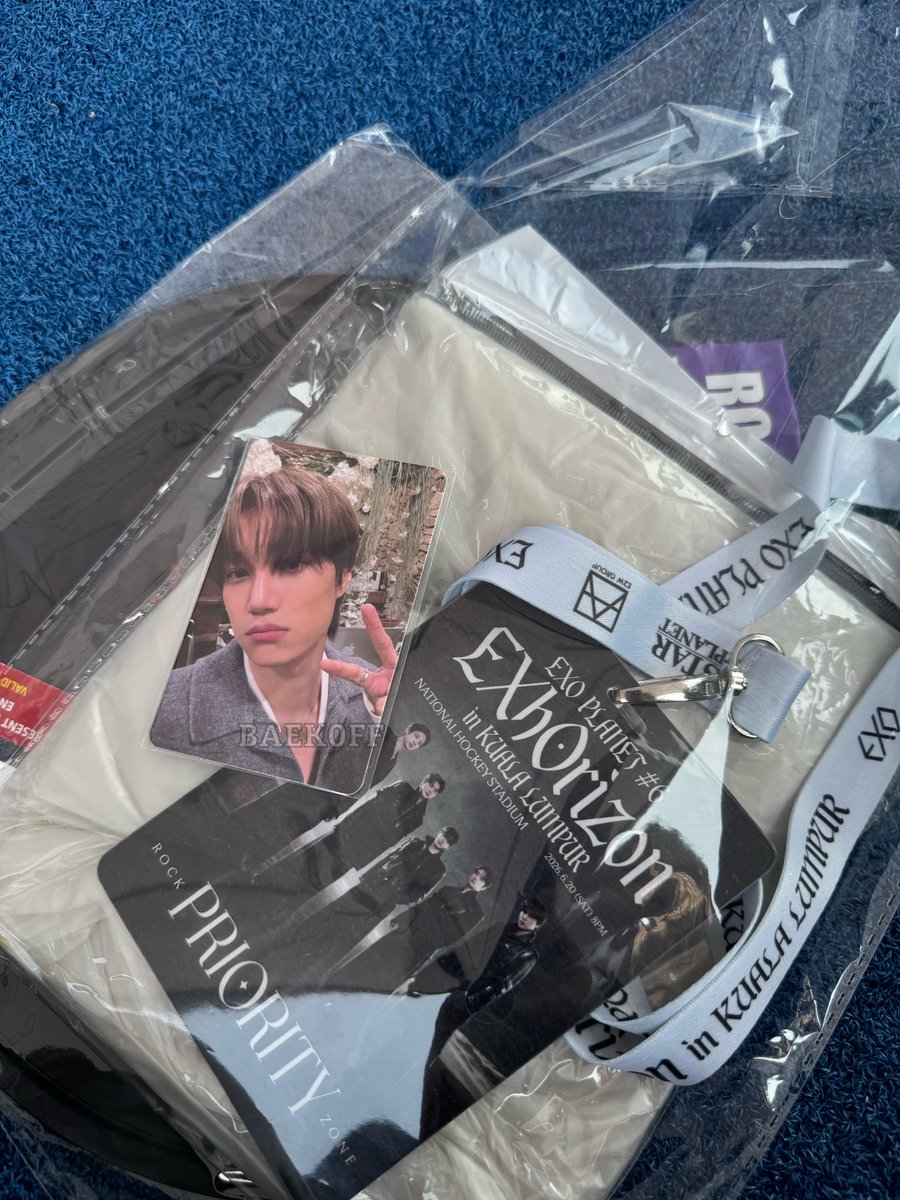 BAEK0FF's tweet photo. I got Jongin's photocard!!! 

#EXOinKL #EXOReignsMY #EXhOrizoninKL https://t.co/RCNrH4n9Y5