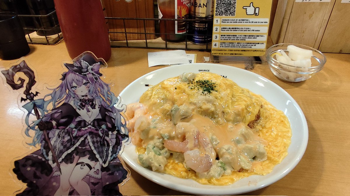 HOLIDAY_every's tweet photo. 不夜みゅうとちゃん(@fuya_myuto)と久しぶりに秋葉原の神田たまごけんでオムライス食べてきたそす。6月限定のえびアボカドオムライスの冷製オーロラソース特盛にしたそす。ほんのりピリ辛なオーロラソースが食欲を刺激するそす。#不夜みゅうと https://t.co/qzG0US0dEK