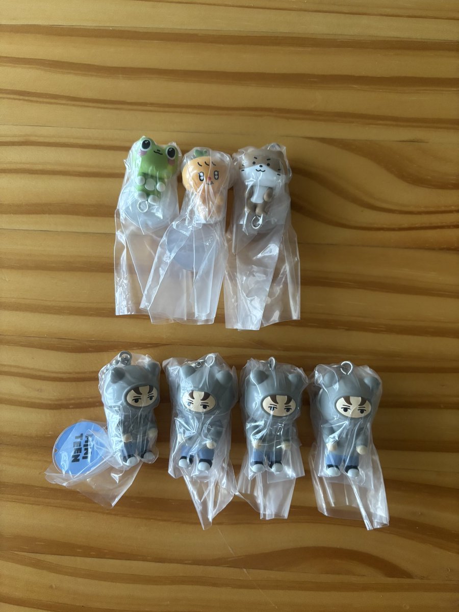 SVT_DM's tweet photo. SEVENTEEN セブチ MINITEEN ミニティーン ガチャ 交換

譲：⛓️スングァン、バーノン
　　🦀ミンハオ、バーノン3、ディノ

求：ドギョム、ミンギュ、買取

郵送希望📮
お気軽にお声掛けください🕊️🫧 https://t.co/OqSD7Ia2Ms