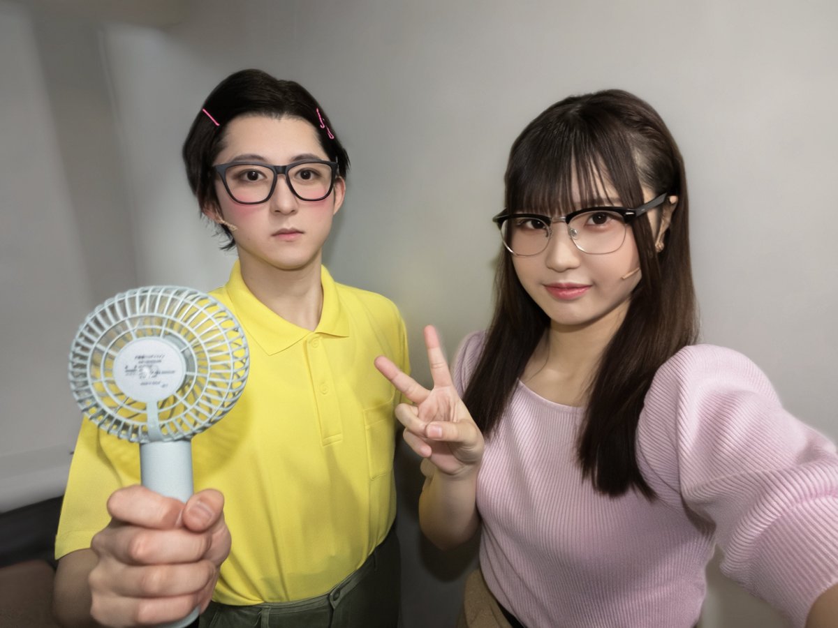 enri_sing's tweet photo. 「時光代理人-LINK CLICK- Game of Rules」THE MUSICAL
3st目が終了しました✨

シャンシャン𝐅𝐫𝐢𝐞𝐧𝐝𝐬 ㌠👓
マザコン男と電波悪女です

#舞台時光代理人 https://t.co/plPvXMPGdb