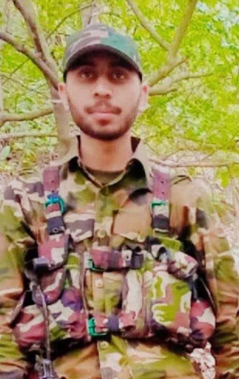 Goreunit's tweet photo. 🚨 Op Jwala OSINT !
>According to sources, Abu Zafar wanted to join the Pakistan Army, however the officers in the Pak Army didn't recruit him and instead rehabilitated him in LeT.
>He was radicalised in Markaz Qadsia Lahore in 2022 and received training in Kahuta in 2025. 
> He was killed while infiltrating in February 2026 by the Indian Army🇮🇳
>ISI🇵🇰 and Pak Army has been using LeT as their proxy militia against India and such brainwashed p!gs are used as expendables...