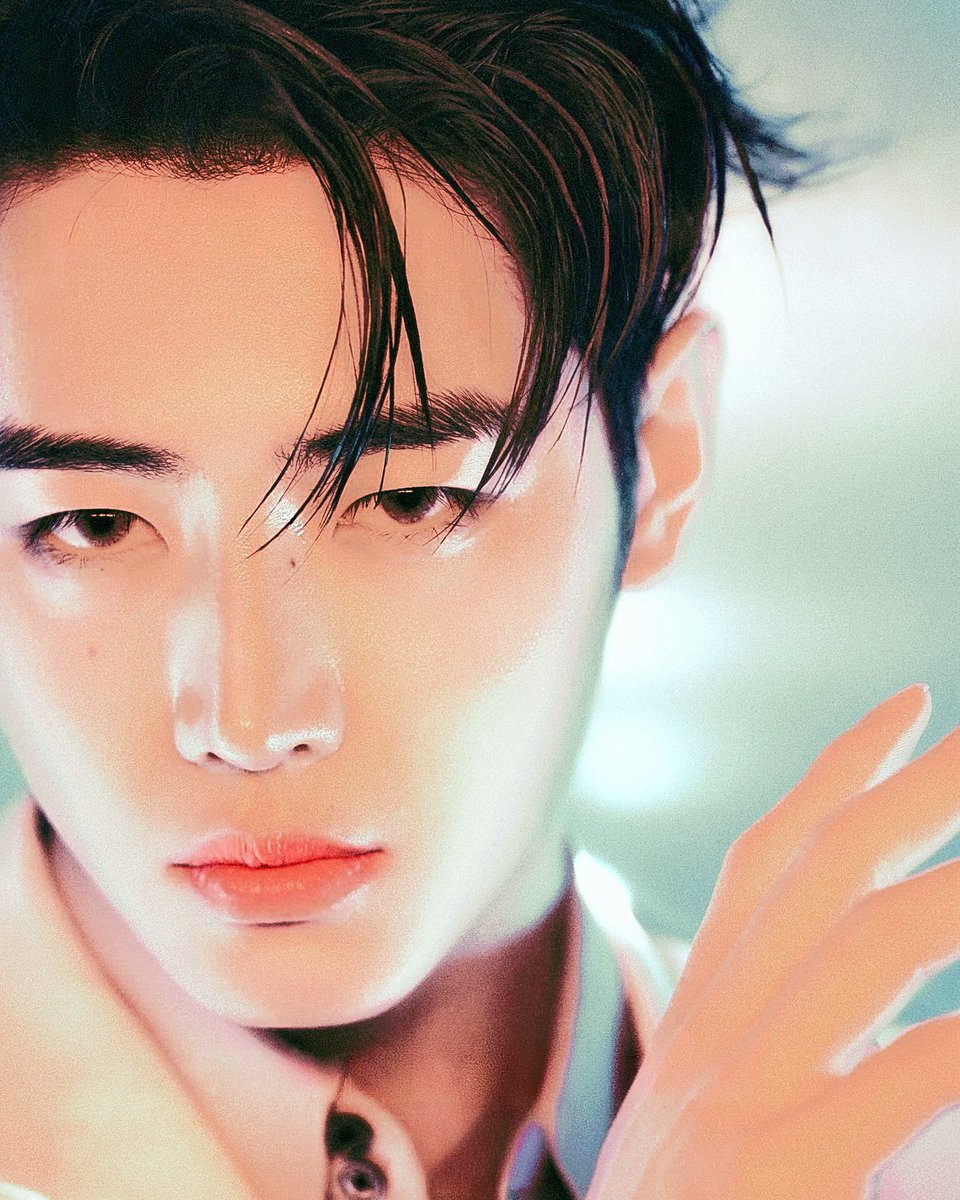 mybuhnny's tweet photo. BAZAAR STAR #성훈 https://t.co/r2Av2DBIhv