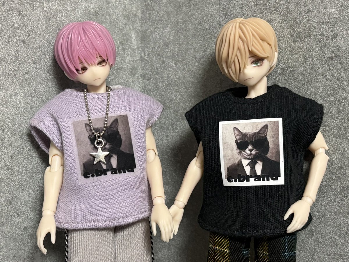 ebrandinfo's tweet photo. 【Doll's Myth62販売商品】
6/21 ドルミス62
No.H4「e.brand」
Tシャツ各種
ネコサングラスノースリーブT
https://t.co/TjvMc7QYJZ
安全ピンショートT
https://t.co/YJiNflt4If
#ドルミス62販売
#ドルミス62
#シチリアの追憶
#SugaryGirls
#秘境巡礼
#ボニーバニー6 https://t.co/vFNBaxOoyi