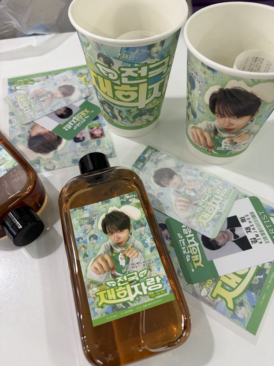 bori_kuri's tweet photo. 금요일 재희 생카투어 두번째 장소!
#2026_전국재희자랑
특히 저 티비 인테리어는 놀랬다 고능하다 생갇이 들었던!!
재희자랑 카페인만큼 정말 대영이로 한가득인 장소였다
시간이 많았다면 조금더 카페내에서 즐기고싶었는데ㅠ 다음엔 주말에 찾아와야겠다 https://t.co/1sx2K9MjCC