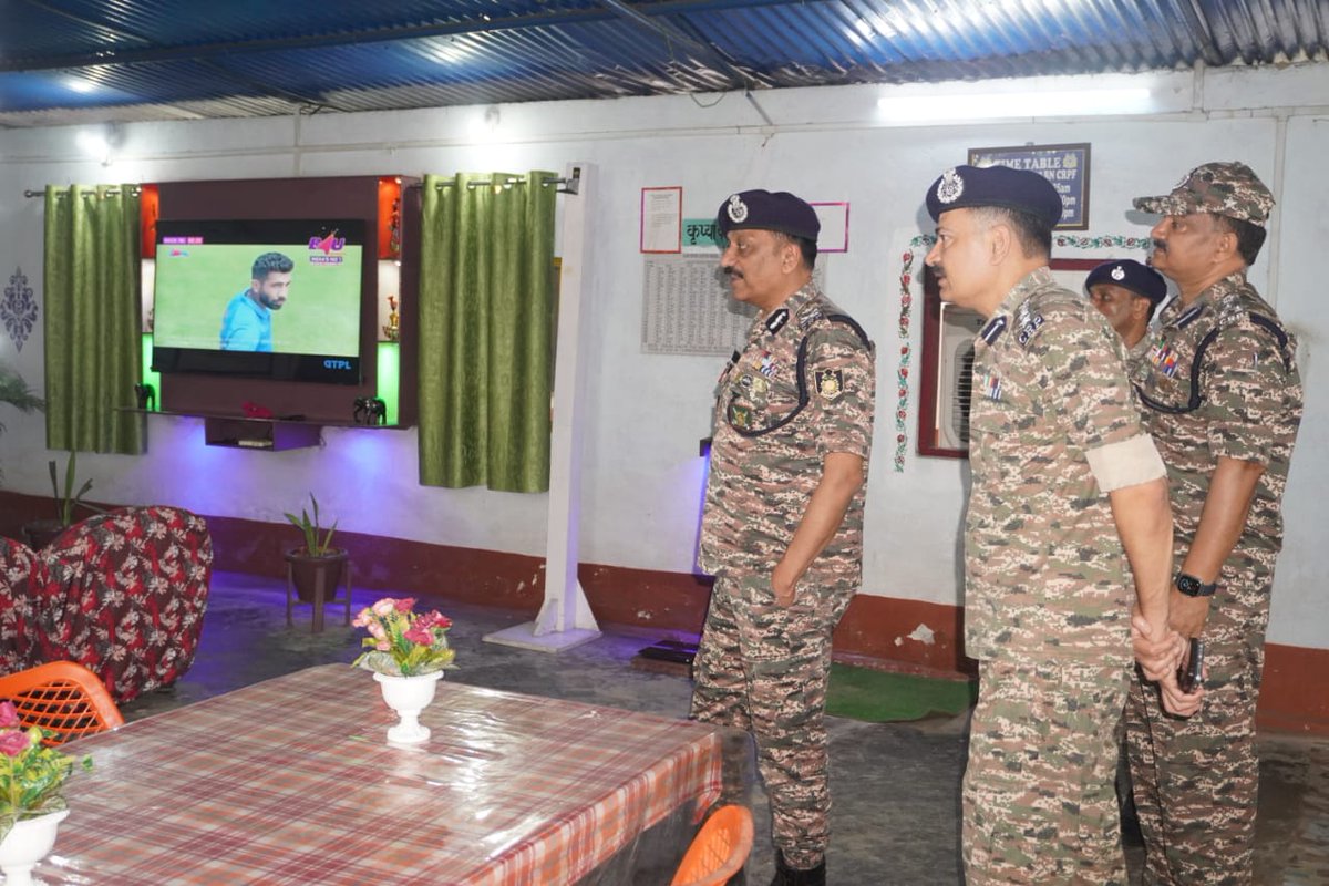 Intcelljht's tweet photo. On 18/06/2026 Sh. P.R. Jambholkar, IGP, Ops, CRPF, Jorhat visited 68 Bn Loc. Tinsukia. After receiving a Guard of Honour, he assessed operational preparedness and also visited the camp loc and appreciated the efforts made by unit Comdt &amp; Jawans. https://t.co/0psUt6ZwJY
