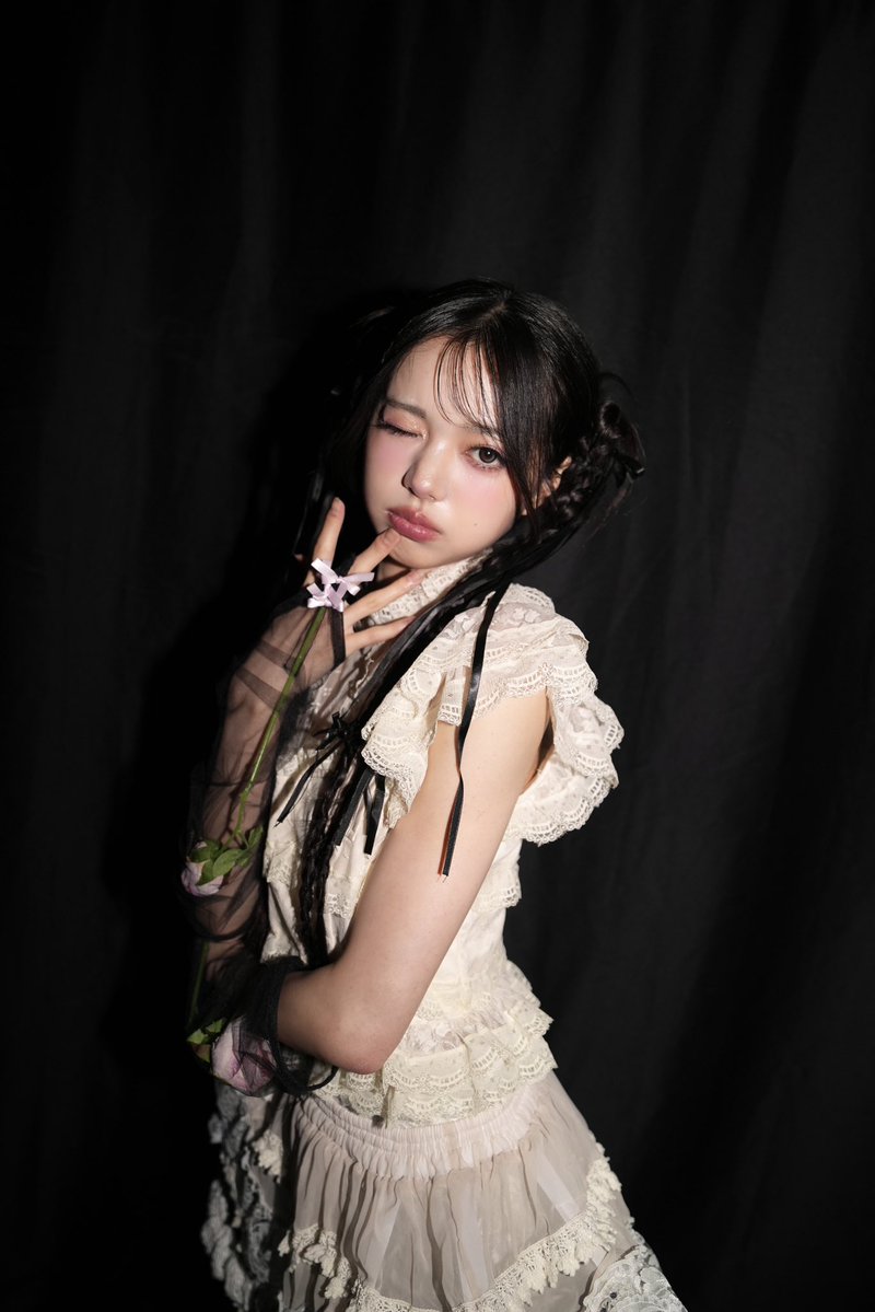 MORE_STAR_'s tweet photo. ✮ ⋆ ˚｡𖦹 ⋆｡°✩ ๋࣭ ⚝ ⋆ ˚｡𖦹 ⋆｡°✮

　🎀#LARME ステージ🥀

✮ ⋆ ˚｡𖦹 ⋆｡°✩ ๋࣭ ⚝ ⋆ ˚｡𖦹 ⋆｡°✮

#MORESTAR 
🩶中山こはく @kohaku_ms0730

👗@larmemagazine

6/20(土)
『OKINAWA COLLECTION 2026』
📍沖縄サントリーアリーナ

🎋 7/7(火)1stワンマン発売中🌟
https://t.co/ilPpn9KjOP

@okicolle #オキコレ2026 #オキコレ
#OKINAWACOLLECTION #もあすた