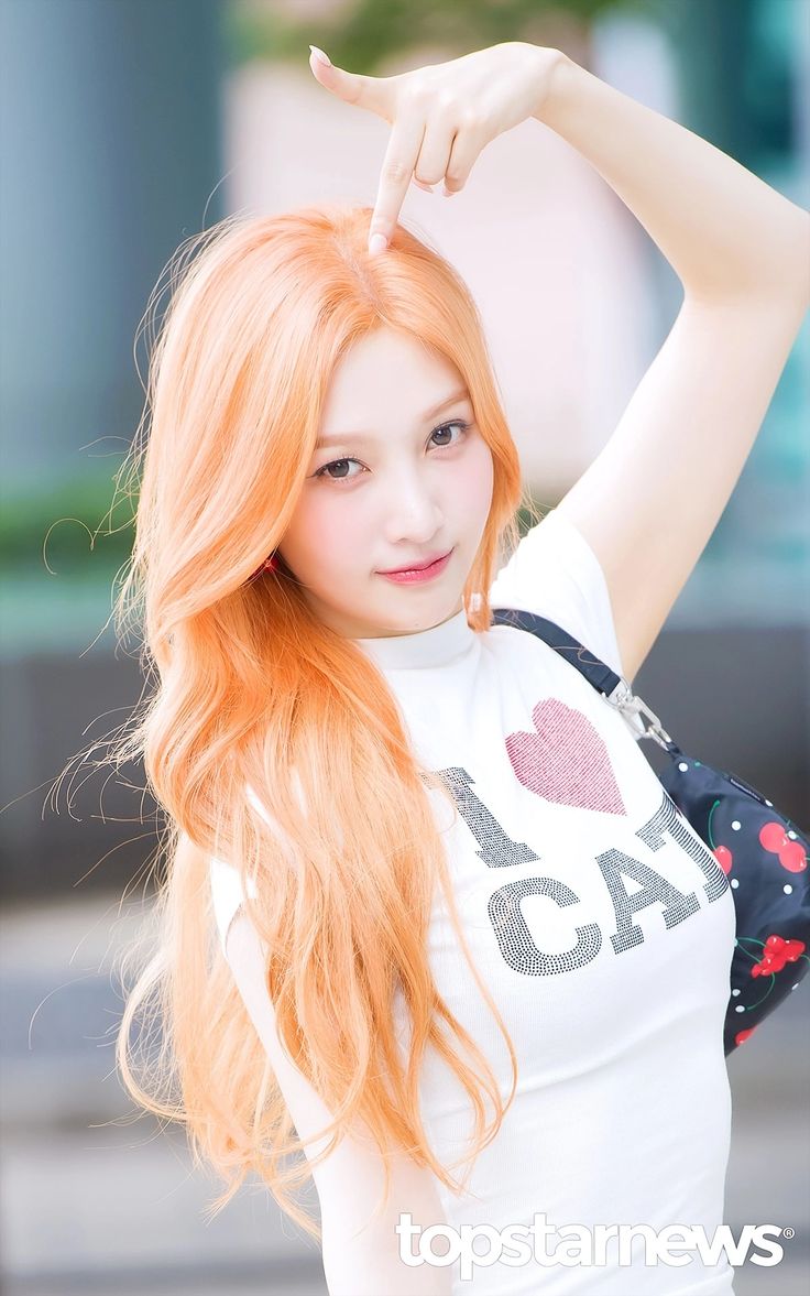 C27155262Camila's tweet photo. Good morning 
#JOY #조이 #RedVelvet #박수영
#ParkSooyoung @RVsmtown https://t.co/n394CtkDhC