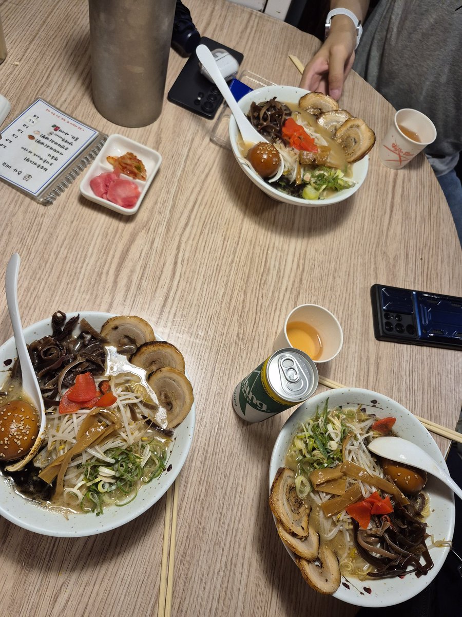 KR_Tuner's tweet photo. 정모 접선후 5인 첫끼. https://t.co/tCfLScY7iN