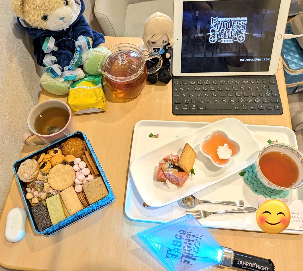 gokigen_gumin's tweet photo. 病室でやることじゃないのはわかってるんだ https://t.co/S2CFQ7DTVE