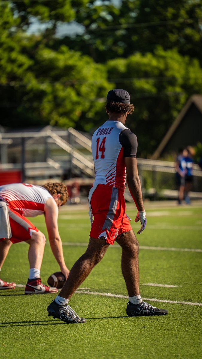 FuriousP14's tweet photo. Second 7on7 session this summer 
3 Td’s
1 PBU
1 INT 
I’m a real all around player 

@247recruiting @MaxPreps @PrepRedzoneOK @sixstarfootball @BallCoachHP @TDFridayNight @youareathlete @AndrewLee_CFB @JWilson_2 @CoachMcDown @ecoachj2 @JalenBethany @Coach_Leyden @NGrimett https://t.co/zQEHaLTyzg